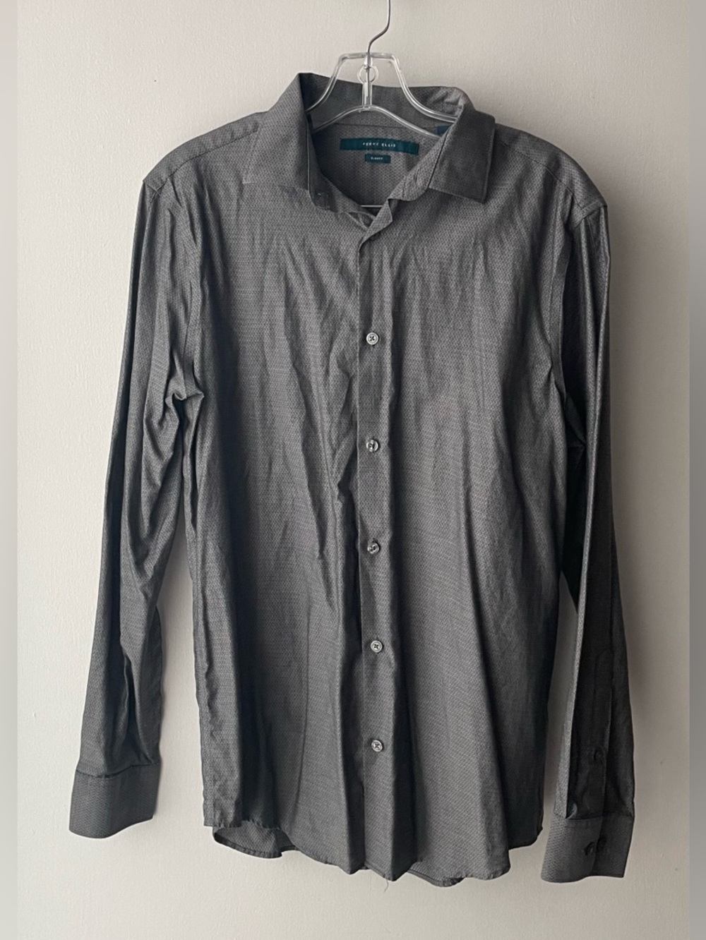 PERRY ELLIS GRAY MEN’S “SLIM FIT” DRESS SHIRT - SIZE M!